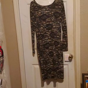 LuLaRoe NWT Debbie size M camouflage